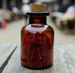 1 gram Red Treasure saffron bottle